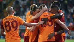 Galatasaray Randers'ı 2-1 Mağlup Ederek Uefa Avrupa Ligi'nde Gruplara Kaldı