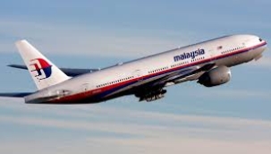 2014'ten beri bulunamıyor: Malezya uçağının izine rastlandı