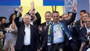 Aziz Yıldırım sürprizi: Fenerbahçe Yüksek Divan Kurulu Toplantısı başladı